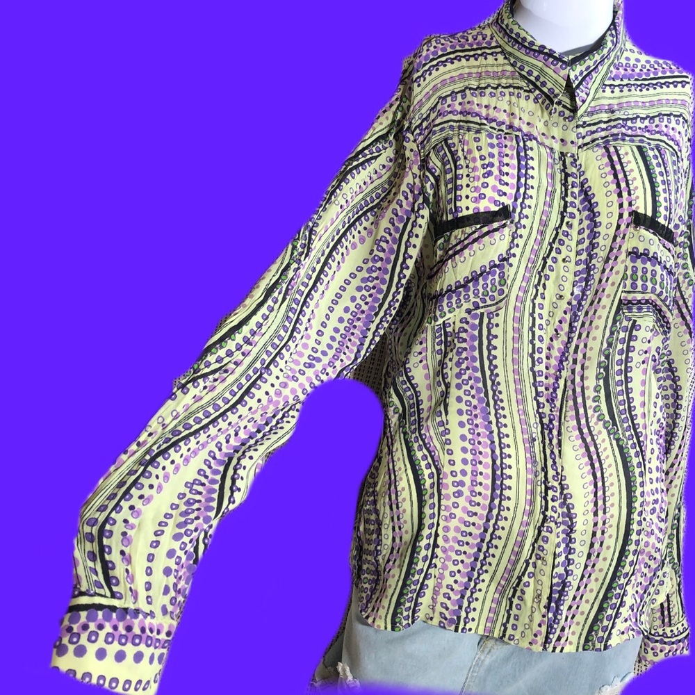 Le Caviar Vintage Women’s Print Blouse